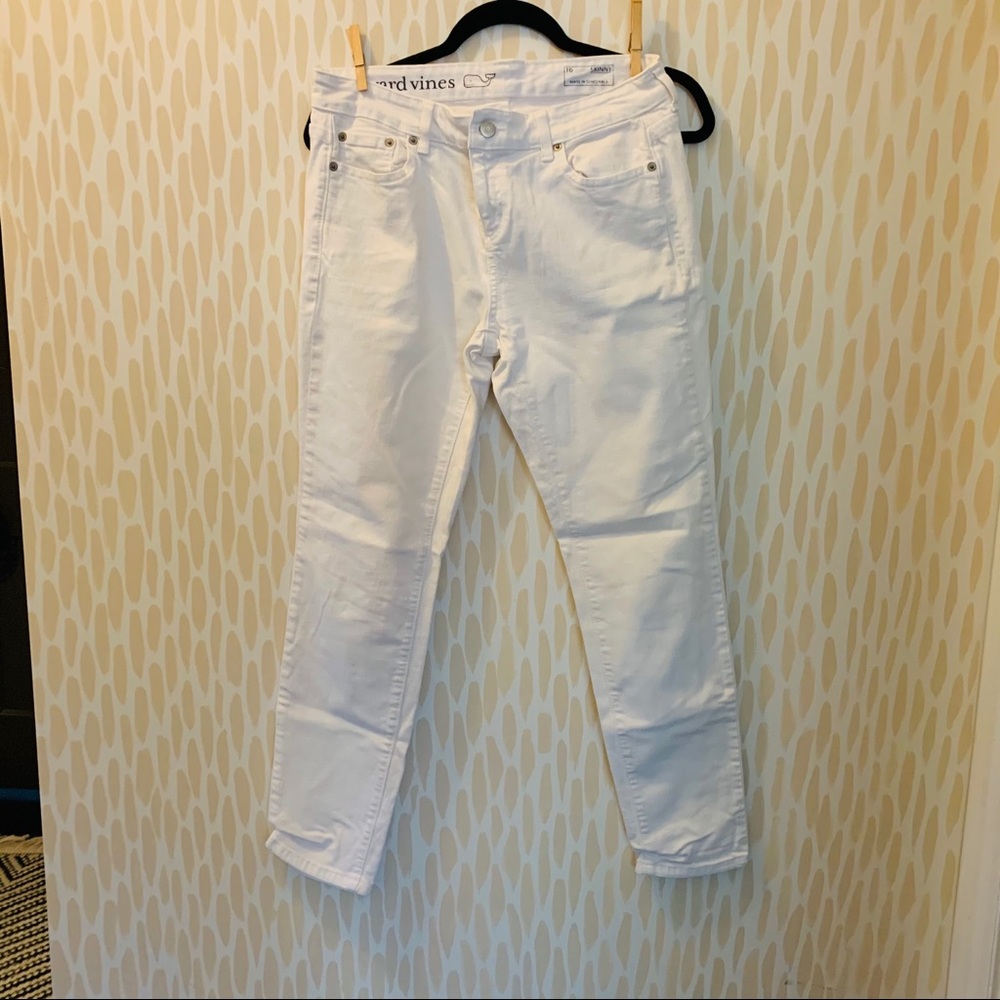 Vineyard Vines white skinny jeans